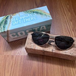 Costa Fernandina Sunglasses - Shiny Gold - Gray 580P